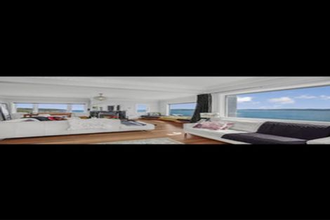 Photo of property in 58 Ferry Road, Days Bay, Lower Hutt, 5013