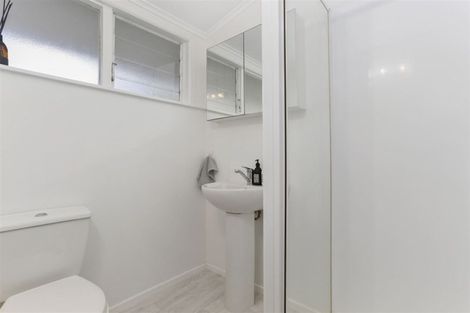 Photo of property in 5/165 Hinemoa Street, Birkenhead, Auckland, 0626