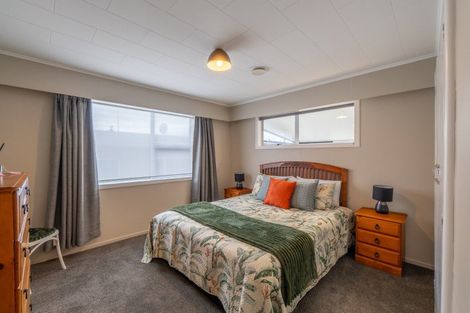 Photo of property in 45 Edinburgh Crescent, Waikiwi, Invercargill, 9810