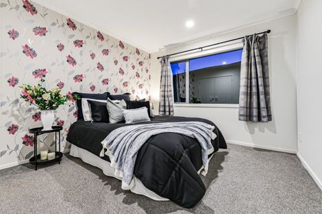 Photo of property in 14 Platina Place, Flagstaff, Hamilton, 3210