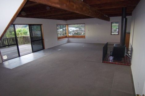 Photo of property in 12 Flinders Road, Heathcote Valley, Christchurch, 8022