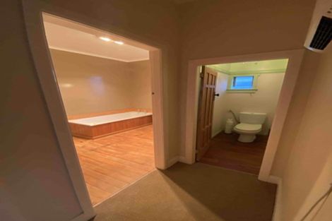 Photo of property in 1218 Great South Road, Runciman, Drury, 2578