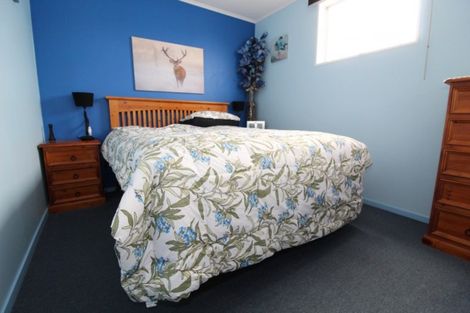 Photo of property in 16 Ruane Street, Glenavy, Waimate, 7980