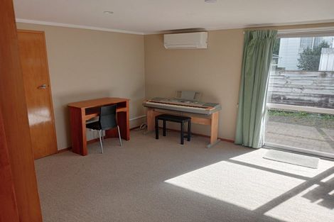 Photo of property in 4a Kent Crescent, Awapuni, Palmerston North, 4412