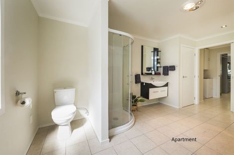 Photo of property in 4 Waicola Drive, Fitzherbert, Palmerston North, 4471