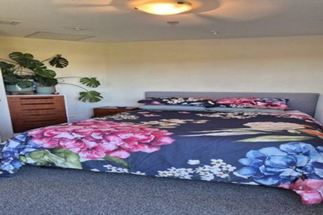 Photo of property in 5c/17 Crown Lynn Place, New Lynn, Auckland, 0600