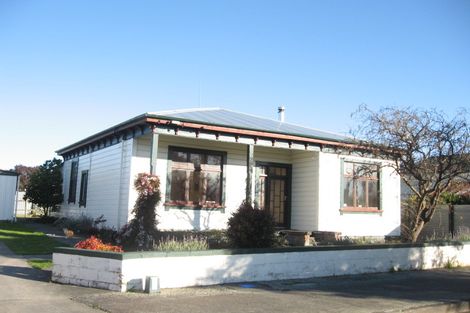 Photo of property in 10 Douglas Street, West End, Palmerston North, 4412