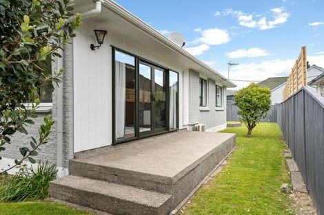 Photo of property in 59 Chapman Crescent, Naenae, Lower Hutt, 5011