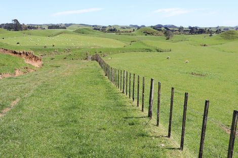 Photo of property in 98 Lincoln Road, Inglewood, 4389