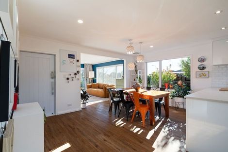 Photo of property in 41 Rosedale Crescent, Cloverlea, Palmerston North, 4412