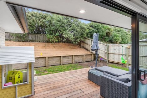 Photo of property in 17 Dalwood Crescent, Rolleston, 7614