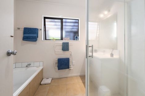 Photo of property in 110 Kinloch Road, Kinloch, Taupo, 3377