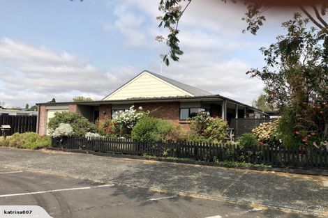 Photo of property in 3 Courtney Avenue, Dinsdale, Hamilton, 3204