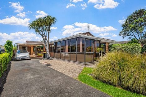 Photo of property in 12 Riverside Road, Orewa, 0931
