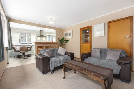 Photo of property in 17 Kalingo Street, Waitangirua, Porirua, 5024