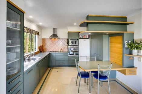 Photo of property in 11 Sealy Road, Bluff Hill, Napier, 4110