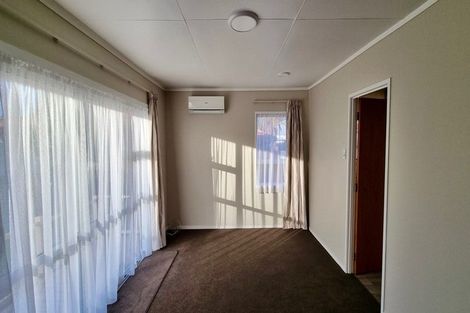 Photo of property in 4a Heather Place, Melville, Hamilton, 3206