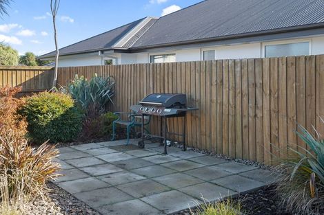 Photo of property in 34 Puhara Avenue, Parklands, Christchurch, 8083