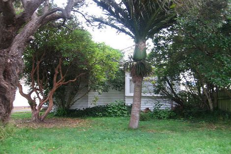 Photo of property in 29 Pohutukawa Street, Woburn, Lower Hutt, 5010