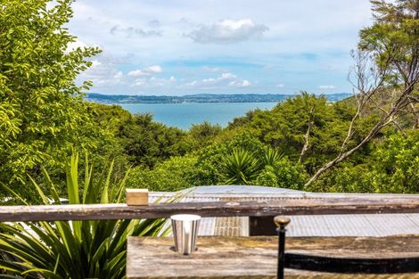 Photo of property in 1 Okoka Road, Omiha, Waiheke Island, 1081