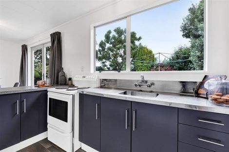 Photo of property in 2/18 Culzean Grove, Bell Block, New Plymouth, 4312