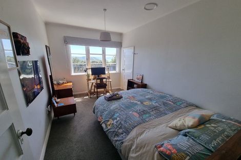 Photo of property in 102 Tannadyce Street, Strathmore Park, Wellington, 6022