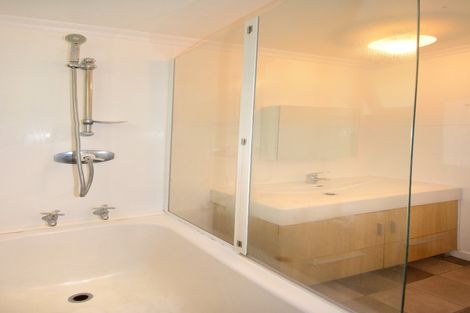 Photo of property in 14 Wanaka Street, Ravensbourne, Dunedin, 9022