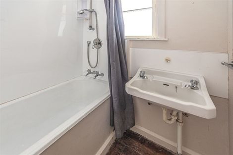 Photo of property in 63 Selwyn Crescent, College Estate, Whanganui, 4500