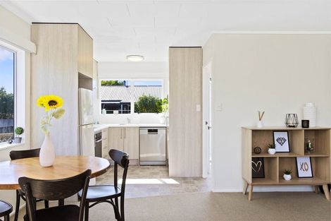 Photo of property in 18a Kane Road, Papamoa Beach, Papamoa, 3118