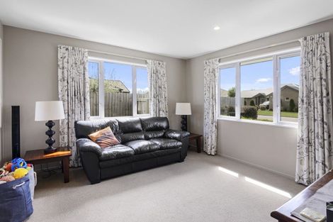 Photo of property in 7 Oakdene Place, Halswell, Christchurch, 8025