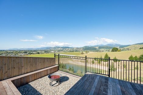 Photo of property in 49 Katania Heights, Brightwater, 7022