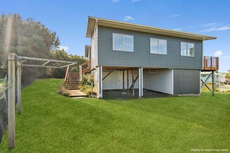 Photo of property in 18 Mariner Cove Road, Tinopai, Matakohe, 0593