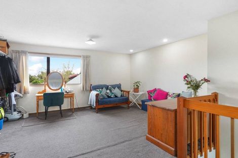 Photo of property in 13 Shanaway Close, Halswell, Christchurch, 8025