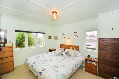 Photo of property in 20 Sea View Road, Leigh, Warkworth, 0985