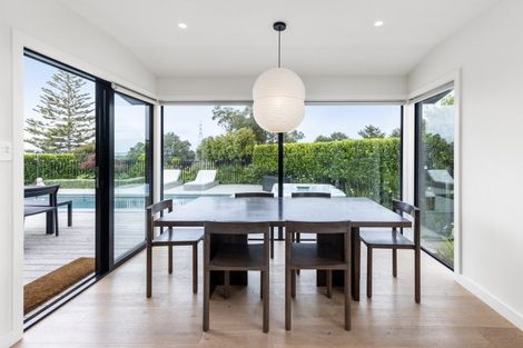 Photo of property in 56 Covil Avenue, Te Atatu South, Auckland, 0610