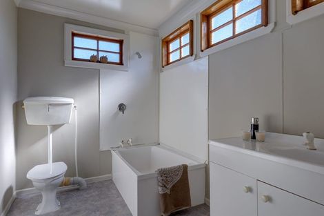 Photo of property in 4 Fourth View Avenue, Beachlands, Auckland, 2018