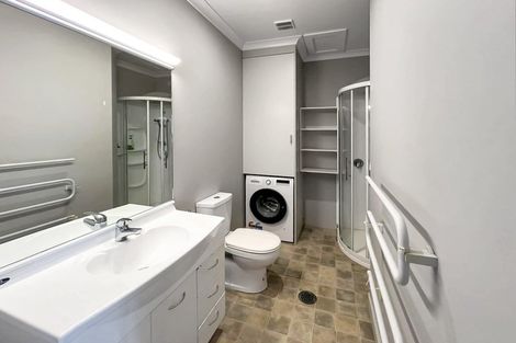 Photo of property in Mclean Towers, 3i/3 Shakespeare Road, Napier South, Napier, 4110