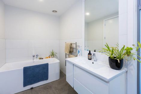 Photo of property in 931b High Street, Avalon, Lower Hutt, 5011