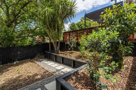 Photo of property in 8 Sandford Street, Campbells Bay, Auckland, 0630
