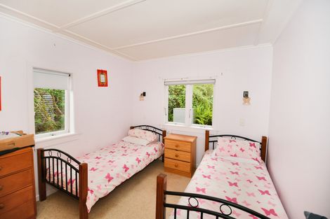 Photo of property in 20 Sea View Road, Leigh, Warkworth, 0985