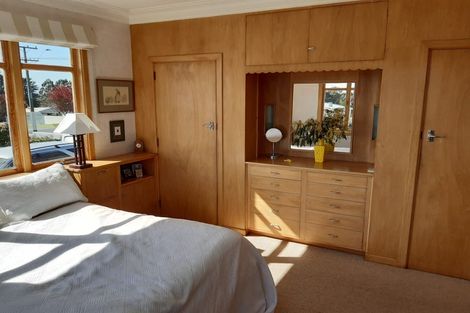 Photo of property in 68 Awamoa Road, Holmes Hill, Oamaru, 9401