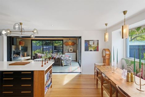 Photo of property in 42 Whitfield Street, Sumner, Christchurch, 8081