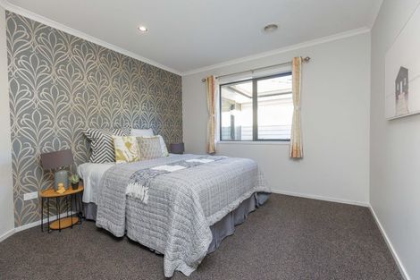 Photo of property in 115 Amesbury Drive, Churton Park, Wellington, 6037