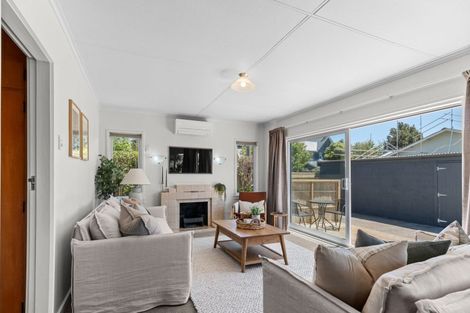 Photo of property in 43a Wallace Place, Westown, New Plymouth, 4310