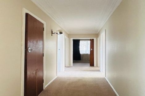 Photo of property in 23 Tirimoana Road, Te Atatu South, Auckland, 0602