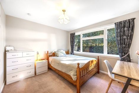 Photo of property in 19 Landsdowne Terrace, Cashmere, Christchurch, 8022