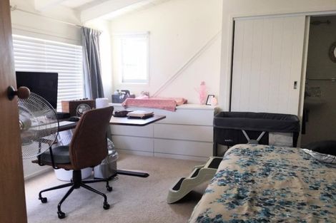 Photo of property in 27 Hastings Parade, Devonport, Auckland, 0624