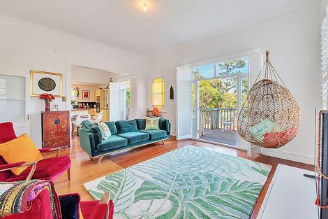 Photo of property in 23 Kowhai Street, Helensville, 0800