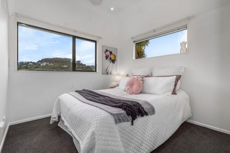 Photo of property in 8 Carvel Lane, Whitby, Porirua, 5024