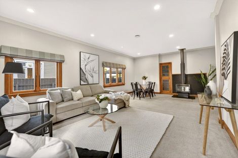 Photo of property in 48 Manapouri Crescent, Hokowhitu, Palmerston North, 4410